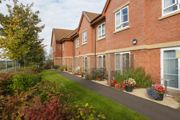 Priors House, Old Milverton Lane