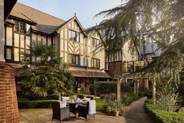 Hallmark Anya Court, 286 Dunchurch Road