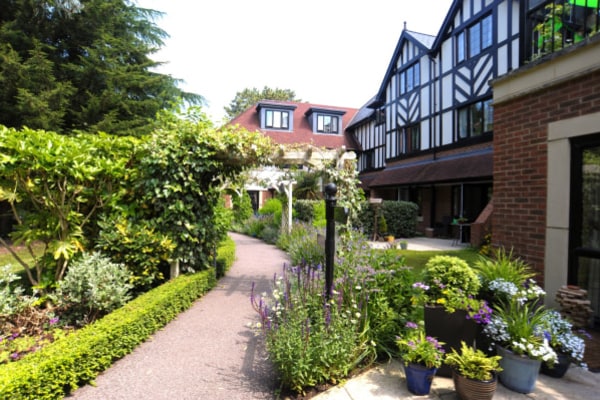 Hallmark Anya Court, Rugby, Warwickshire