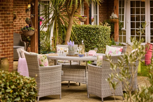 Hallmark Lakeview, Lightwater, Surrey