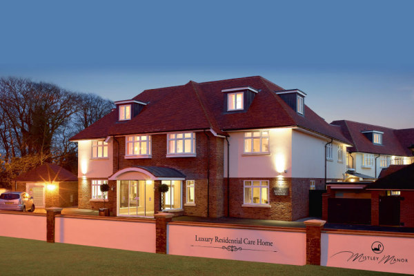 Mistley Manor, 2 Long Road