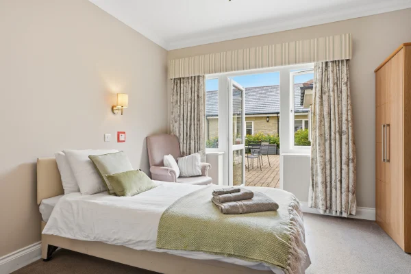 Belvedere Manor, Colne