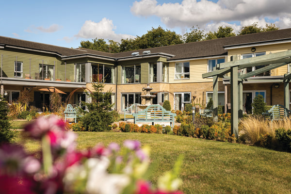 Ivy Court, Ivy Road