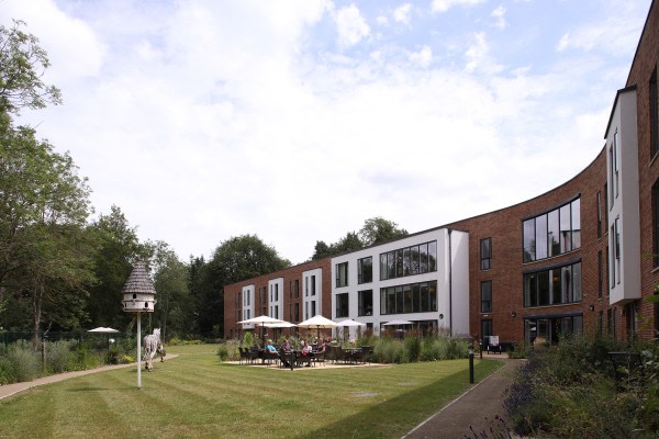 Cumnor Hill House, Breeches End