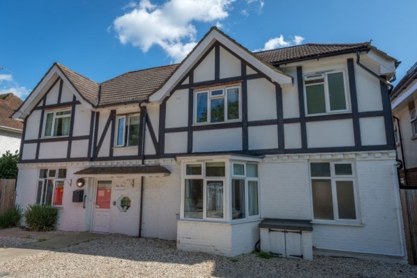 Wey View, Byfleet Road