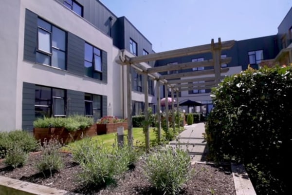 Tennyson Grange, 123 Westmead Road