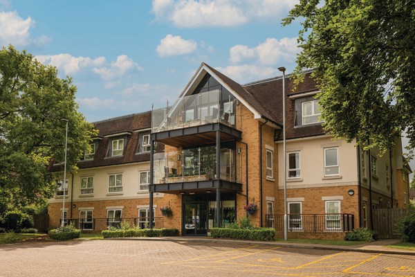 Belmont House Nursing Home, 75 Worcester Road