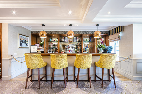 Oulton Manor, Leeds