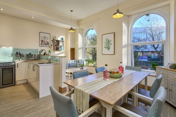 Clifton Court, 60 Doncaster Gate