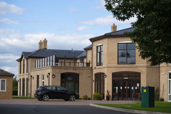 Askham Grove PE15 0TX