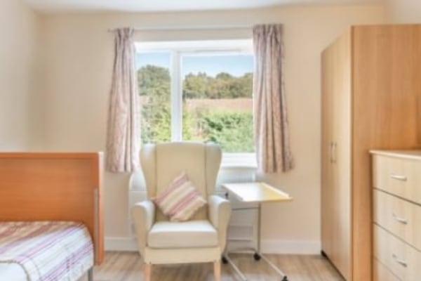 Wollaton View Care Home NG8 1GR