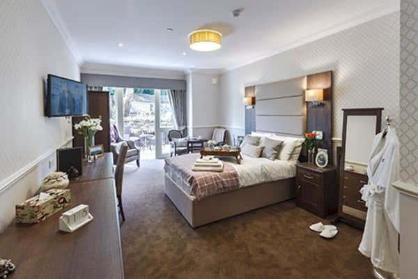 Avonmere Care Home 339 Badminton Road Downend Bristol South Gloucestershire Bs36 1aj 22 Reviews