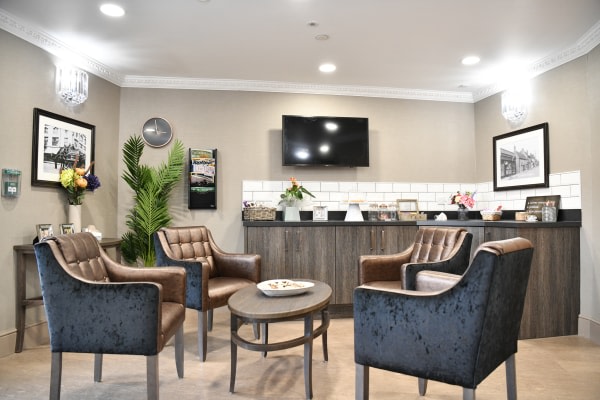 Layston Grove SG9 9SU