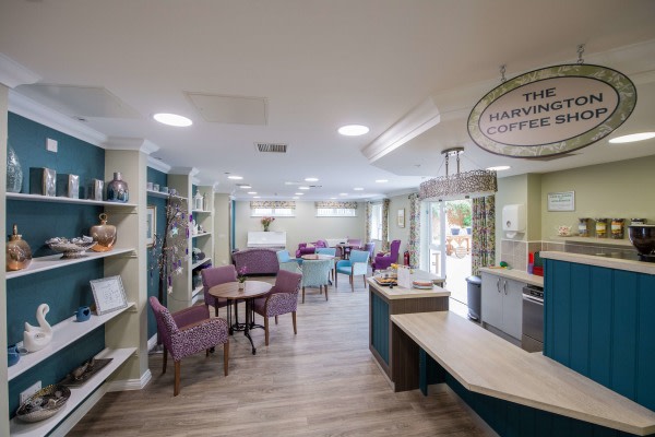 Chandler Court B61 8DT