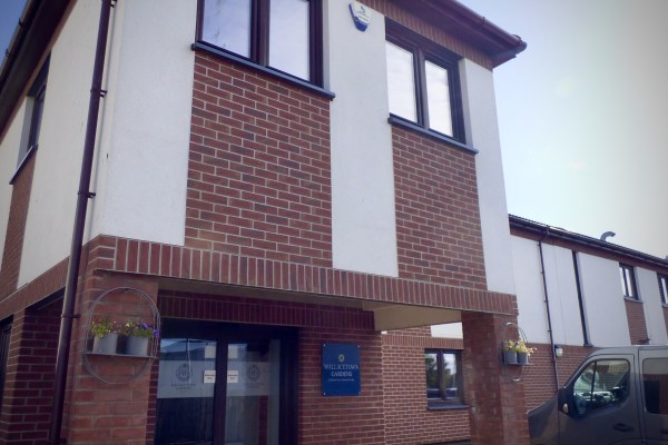 Wallacetown Gardens, 20 Forbes Drive