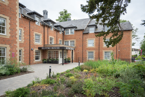 Elsyng House, 1 Forty Hill