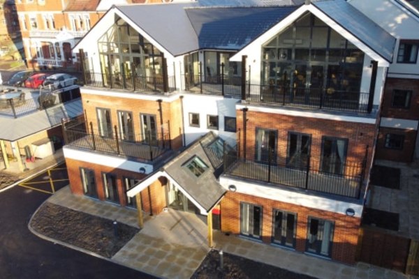 Holly Oak Care Centre, Holly Drive