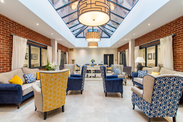 Holly Oak Care Centre, Dursley, Gloucestershire