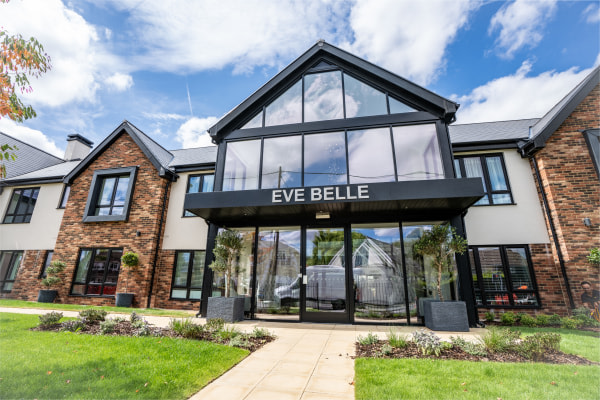 Eve Belle, Nevendon Road