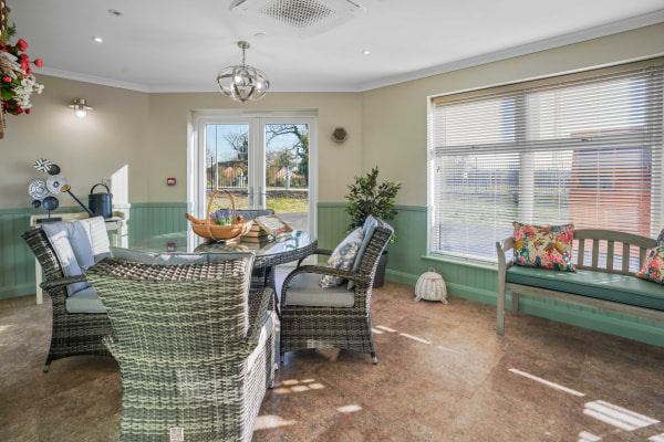 Broadlands Lodge Care Home NR13 5HB