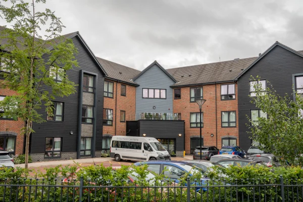 Bridge Manor Care Home - Avery Healthcare, Wolverhampton