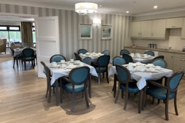 Kings Court NG24 3XB