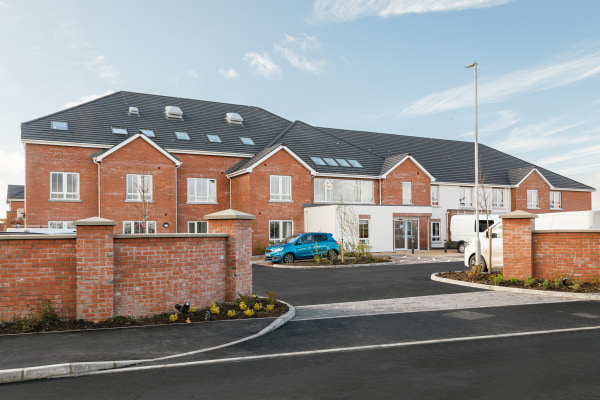 The Peninsula, 4 Castlebawn Road
