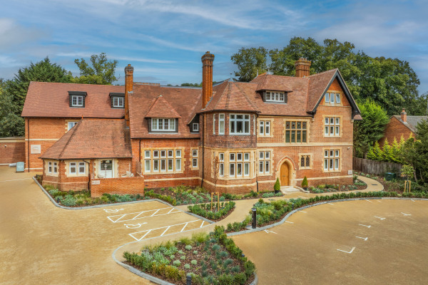 Cedar Lodge, Eastfield Lane