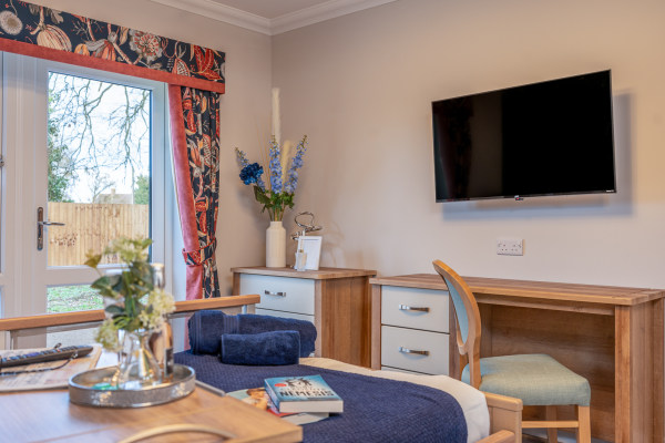 Dementia care in Gloucestershire in a calm private ensuite room at Esmere Gardens Moreton-in-Marsh