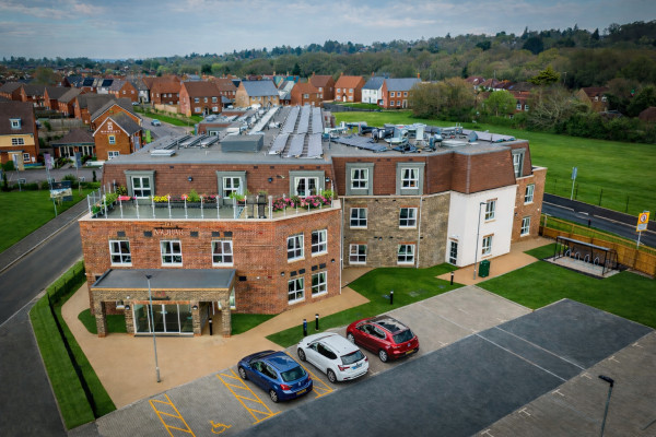 Wimborne Manor, 2 Lonsdale Road