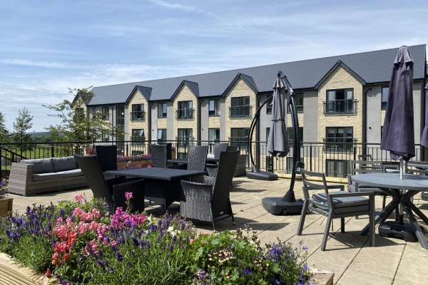 Castlestead View, Burton Road