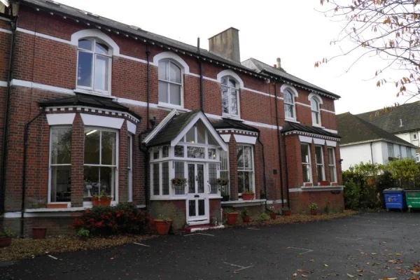 Wellesley Lodge, Sutton