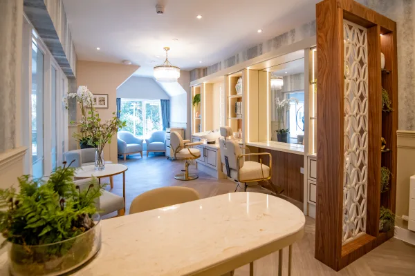 Bellerose Manor, Leicester