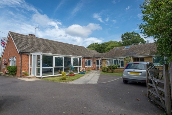 Rowan Cottage, Sulhamstead Road