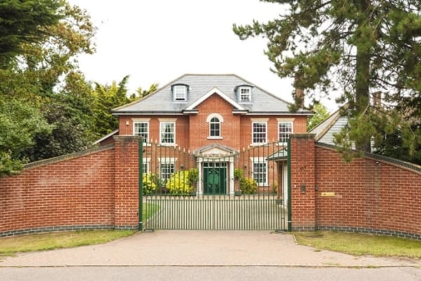 The Laurels, 116 Yarmouth Road