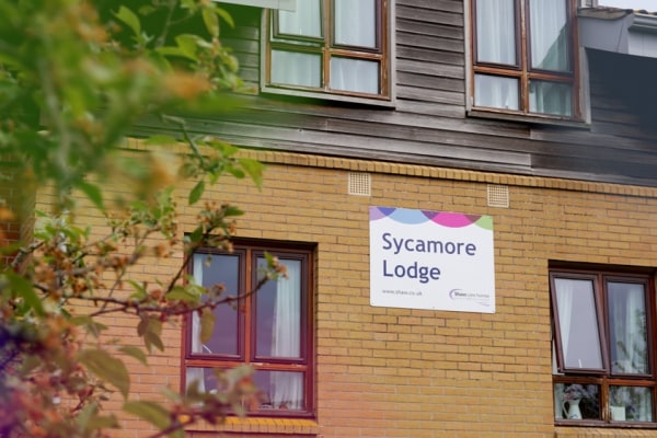 Sycamore Lodge, Lodge Lane