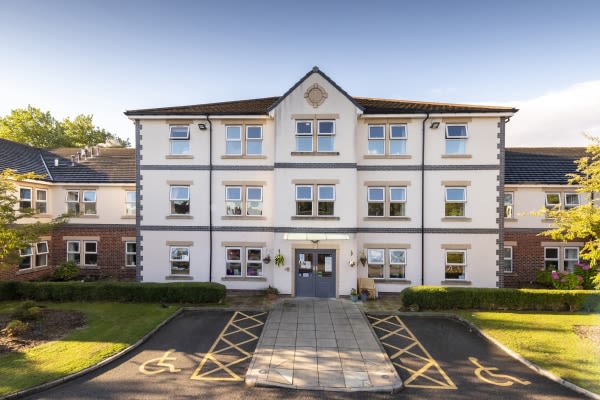 Birkenhead Court, Challis Street