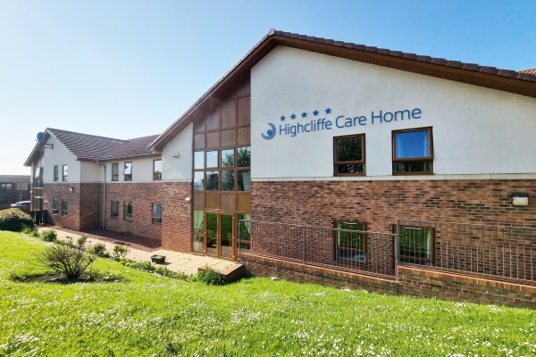 Highcliffe Care Home - Avery Healthcare, Whitchurch Road