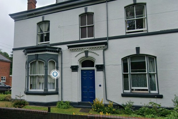 Hilton Rose, 30 Broadway North