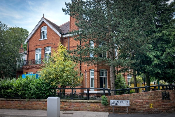 Abbey Ravenscroft Park Nursing Home, 3/6 Ravenscroft Park