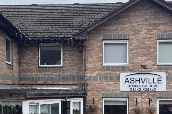 Ashville, School Street