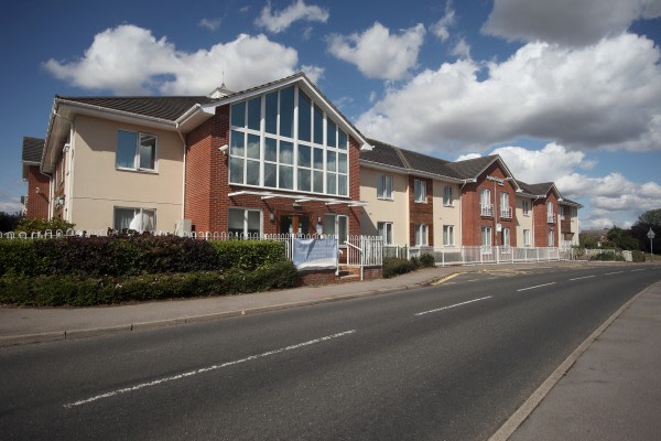 Aspen Grange, Coldnailhurst Avenue