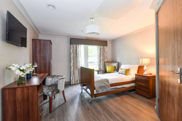 Ashlands Manor Care Centre M33 5PD