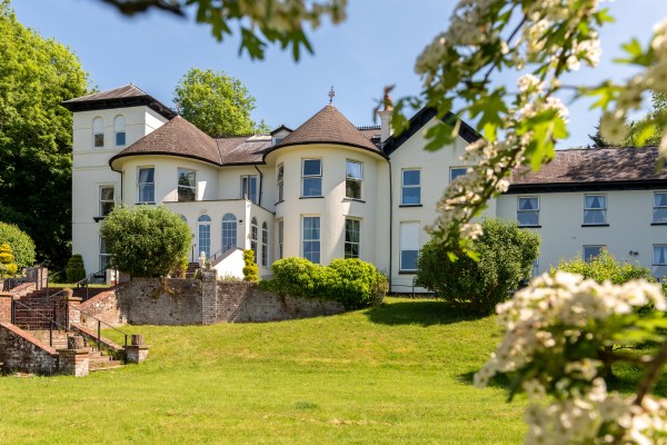 Woodlands Park Care Centre, Aylesbury Road