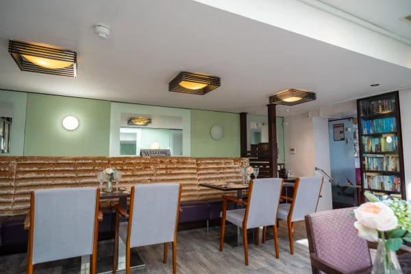 Ocean Living, Swansea