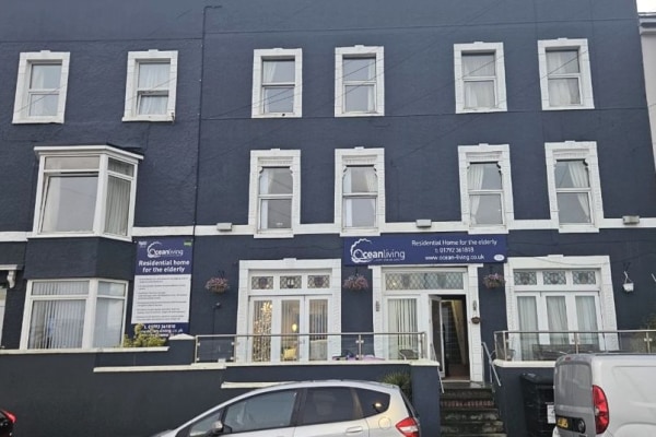Ocean Living, 734 Mumbles Road
