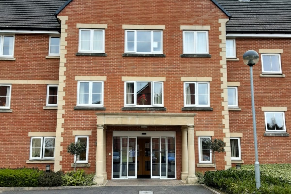 Bassett House Care Home, Cloatley Crescent
