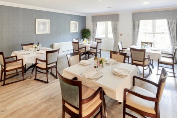 Seagrave House Care Home - Avery Healthcare, Corby