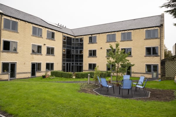 Savile Park, 1 Mellor Street