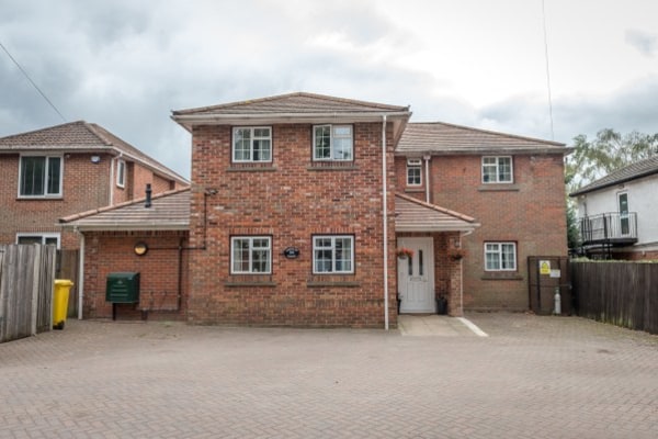 Chesham House, 194 West End Road